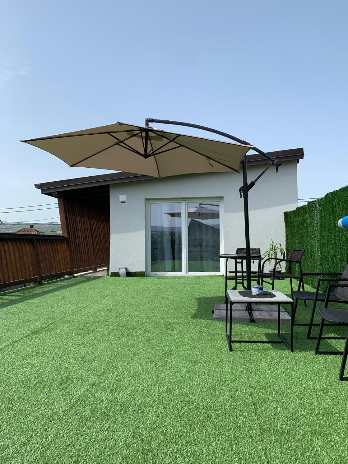 Luxus Cluj Airport Apartments Exterior photo