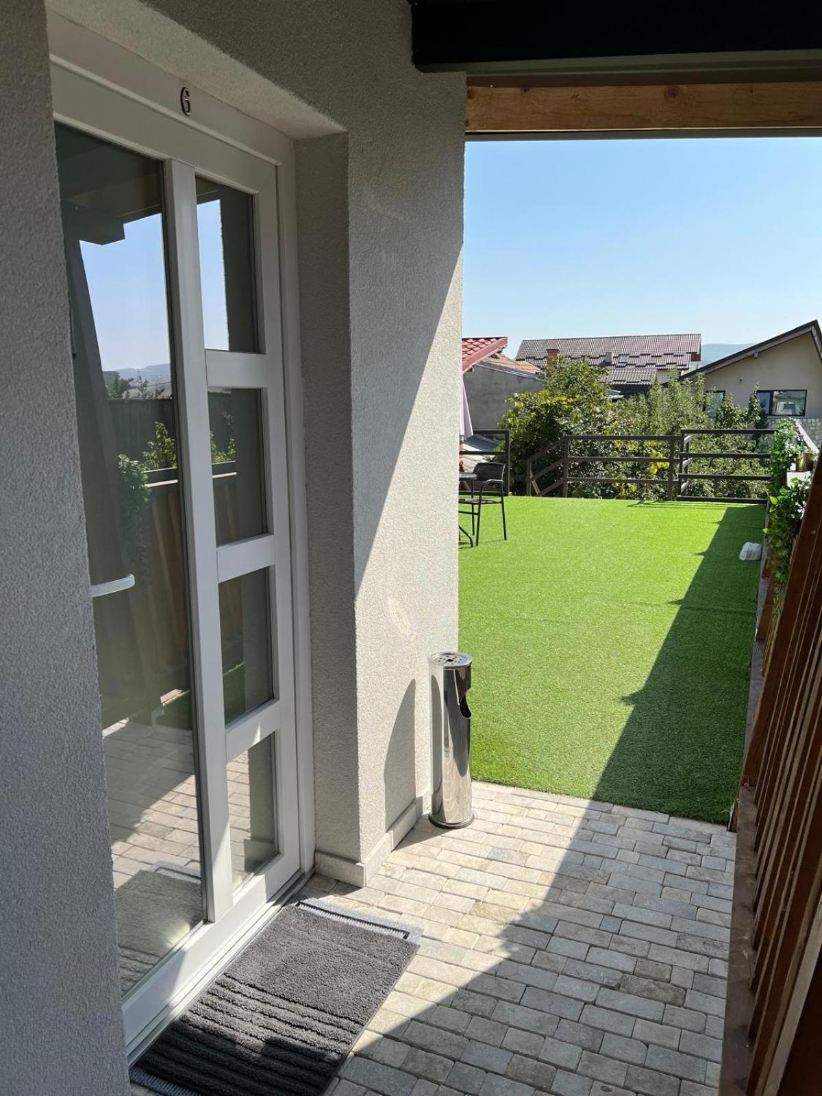 Luxus Cluj Airport Apartments Exterior photo